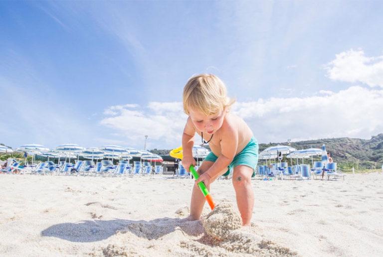 villaggio con spiaggia privata zambrone tropea